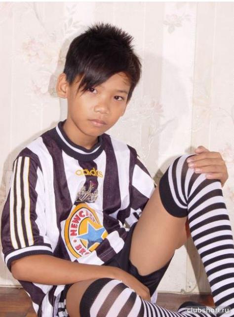 8601_thai-boys-in-shortsru_01.jpg